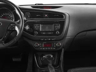 Kia  16