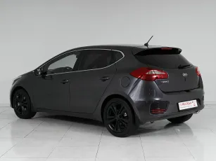 Kia  4