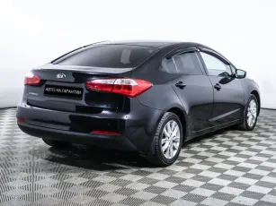 Kia  3