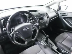 Kia  7
