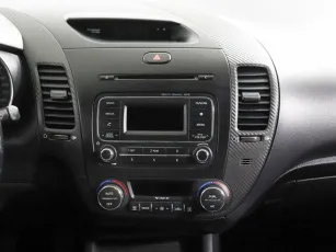 Kia  8