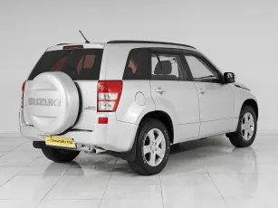 Suzuki  6