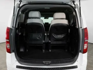 Hyundai  17