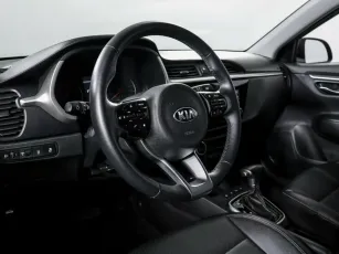 Kia  8
