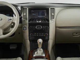 Infiniti  14