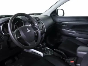 Mitsubishi  10