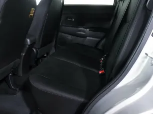 Mitsubishi  15