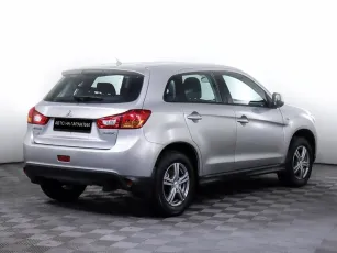 Mitsubishi  5