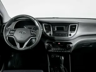 Hyundai  10