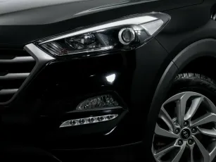 Hyundai  7
