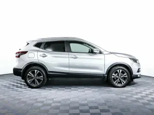 Nissan  4