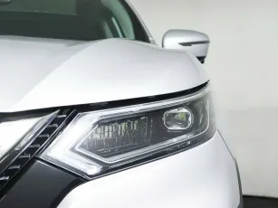 Nissan  7