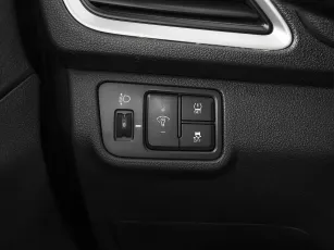 Hyundai  12
