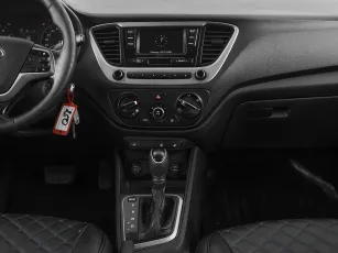 Hyundai  13