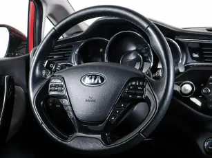Kia  12