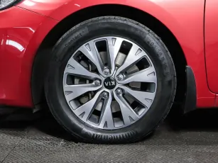 Kia  7