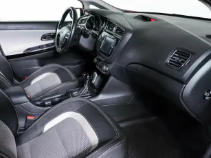 Kia  9