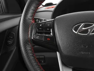 Hyundai  11