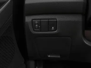 Hyundai  13