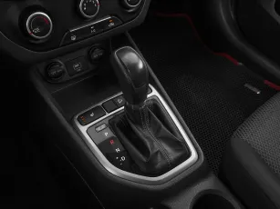 Hyundai  18