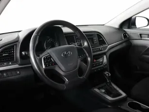 Hyundai  8