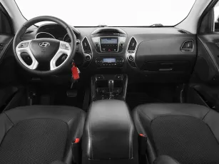 Hyundai  10