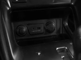 Hyundai  15