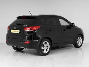 Hyundai  6