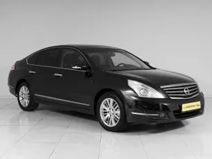 Nissan  3