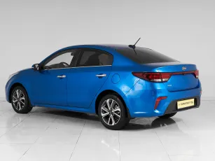 Kia  4
