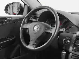 Volkswagen  10