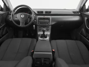 Volkswagen  9