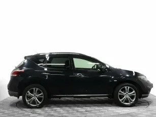 Nissan  4