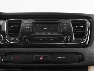 Kia  17
