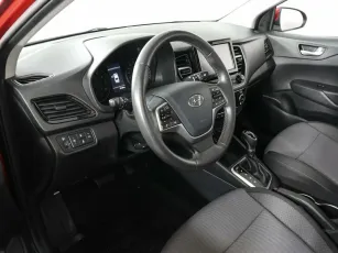 Hyundai  6