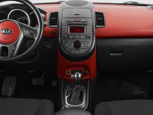 Kia  10