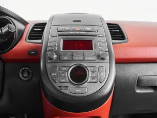 Kia  16