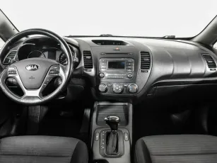 Kia  7