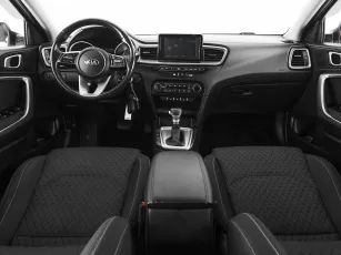 Kia  9