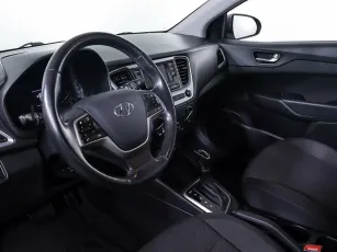 Hyundai  11