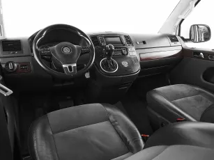 Volkswagen  8
