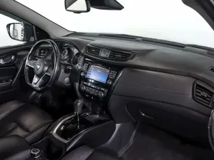 Nissan  6