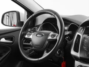 Ford  10