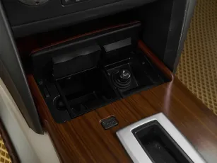Nissan  17