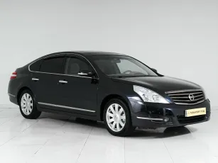 Nissan  3