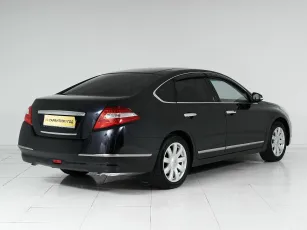 Nissan  6