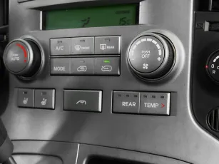 Hyundai  13