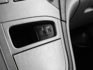 Hyundai  15