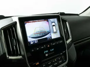 Toyota  11