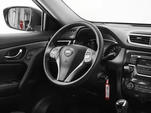 Nissan  10